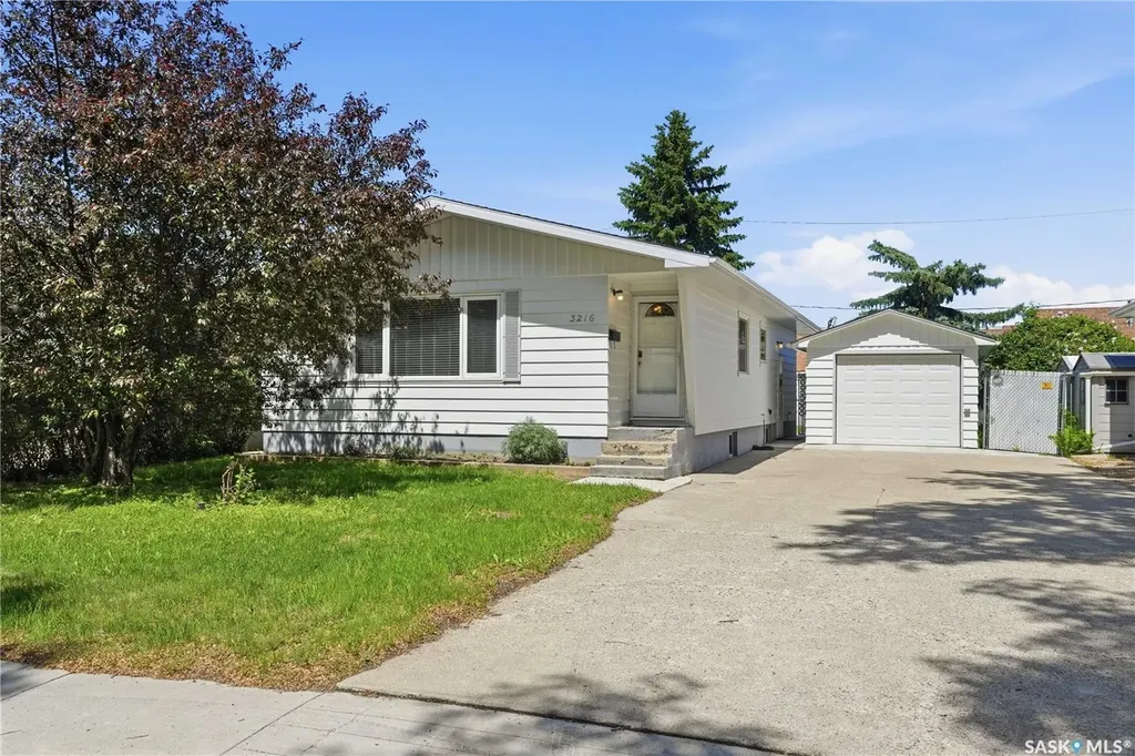 3216 28th Avenue Regina SK S4S 2M9