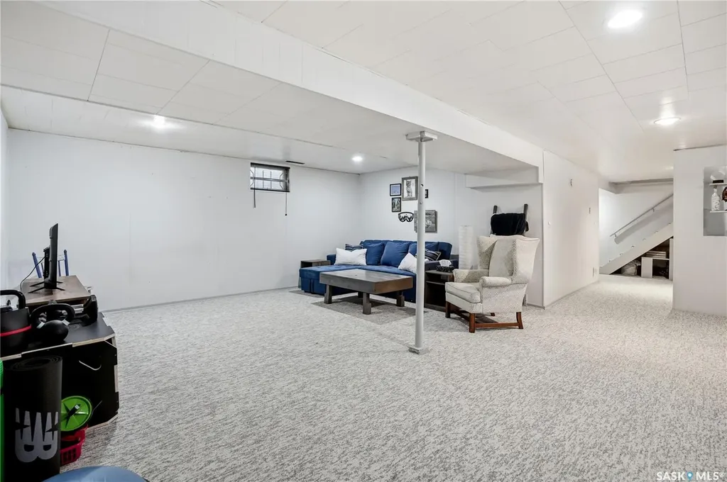 3216 28th Avenue Regina SK S4S 2M9