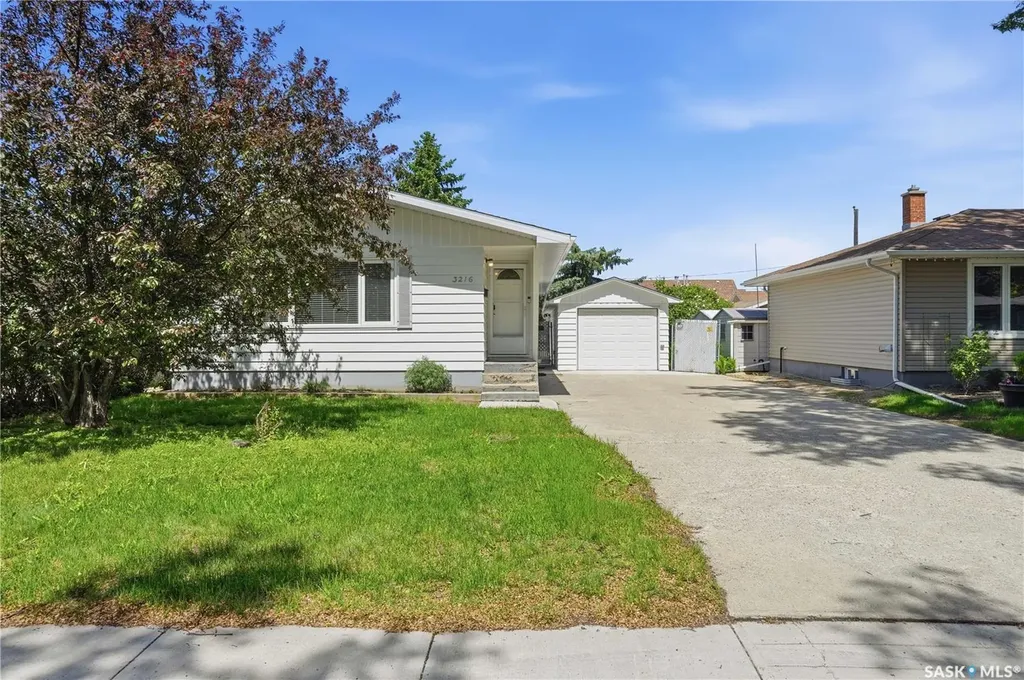 3216 28th Avenue Regina SK S4S 2M9