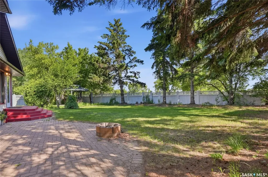 130 Mulcaster Crescent Saskatoon SK S7N 4A7