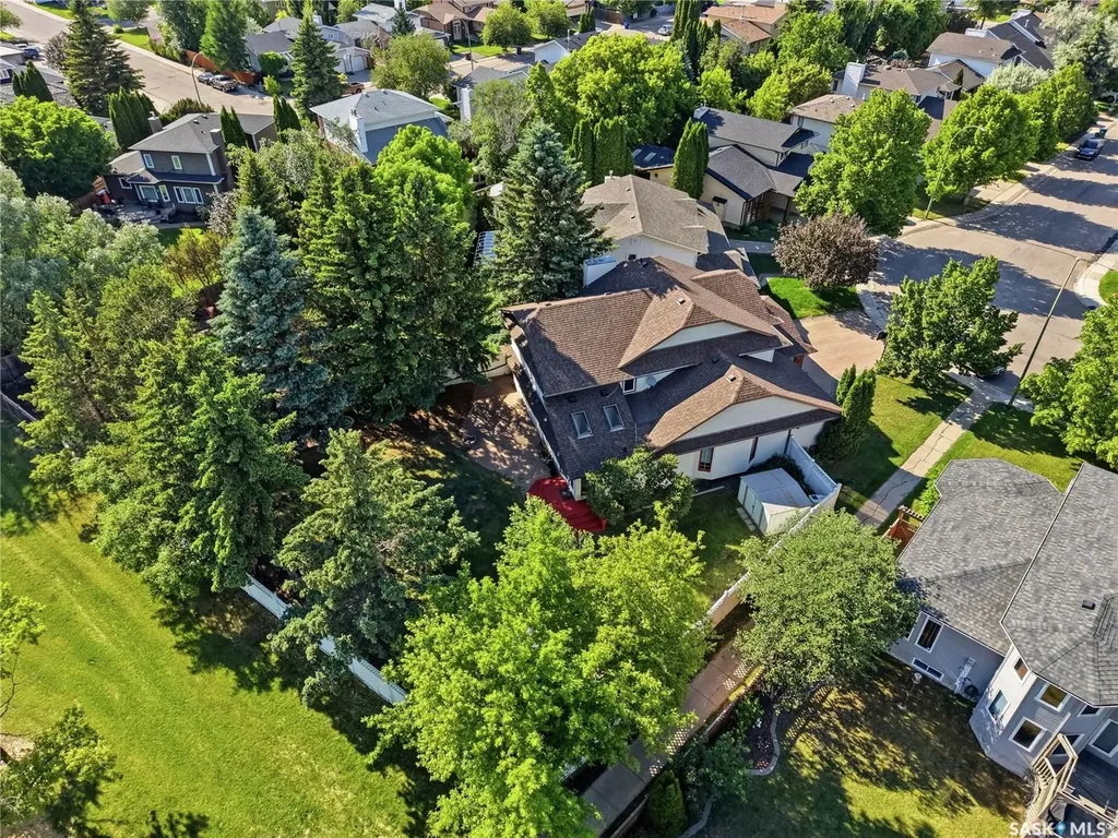 130 Mulcaster Crescent Saskatoon SK S7N 4A7