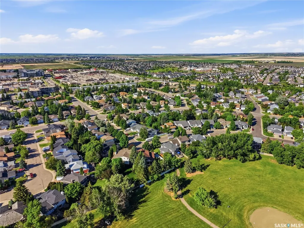 130 Mulcaster Crescent Saskatoon SK S7N 4A7