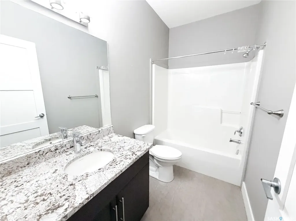 415 Maningas Bend Saskatoon SK S7W 0T6