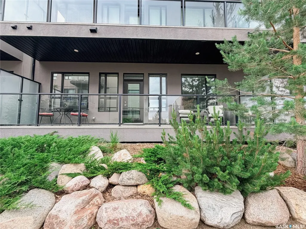 415 Maningas Bend Saskatoon SK S7W 0T6