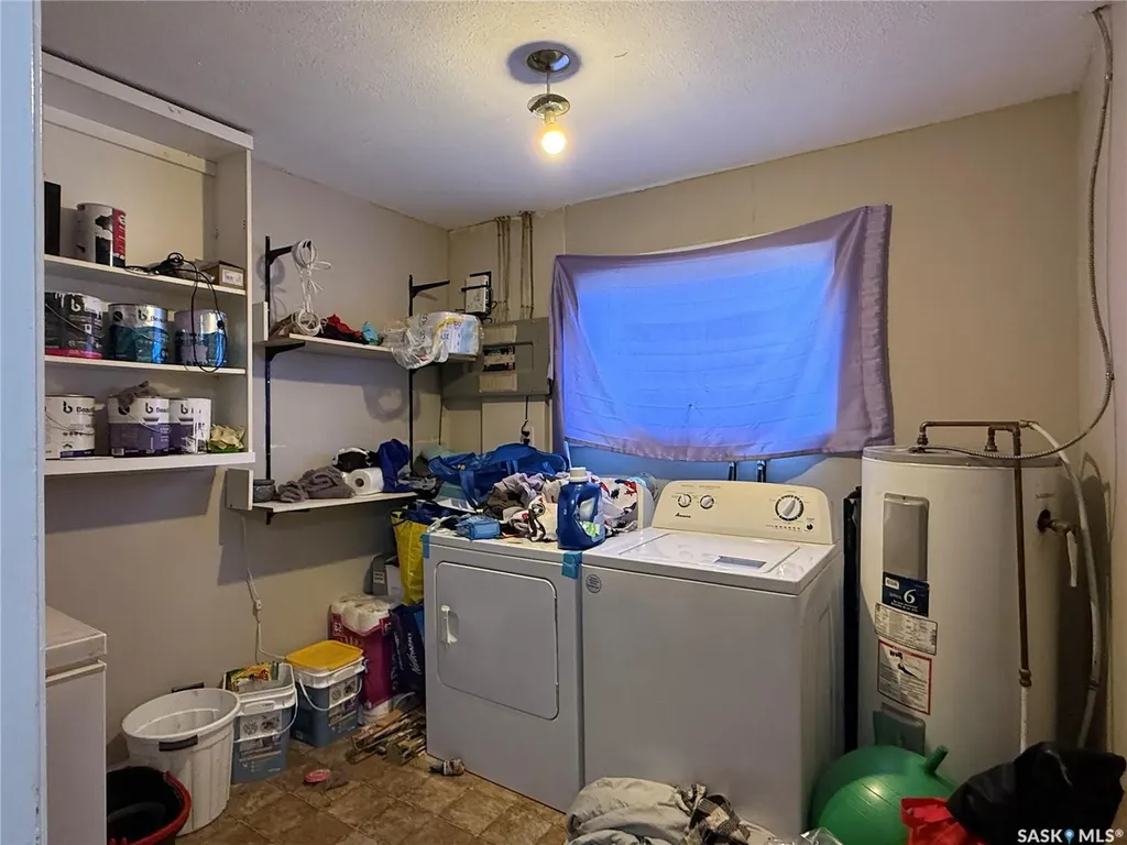 1409 Green Avenue Buffalo Narrows SK S0M 0J0