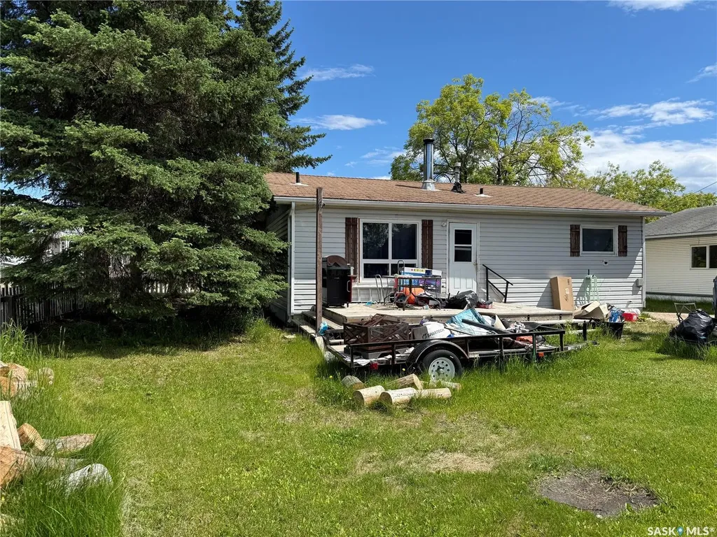 1409 Green Avenue Buffalo Narrows SK S0M 0J0