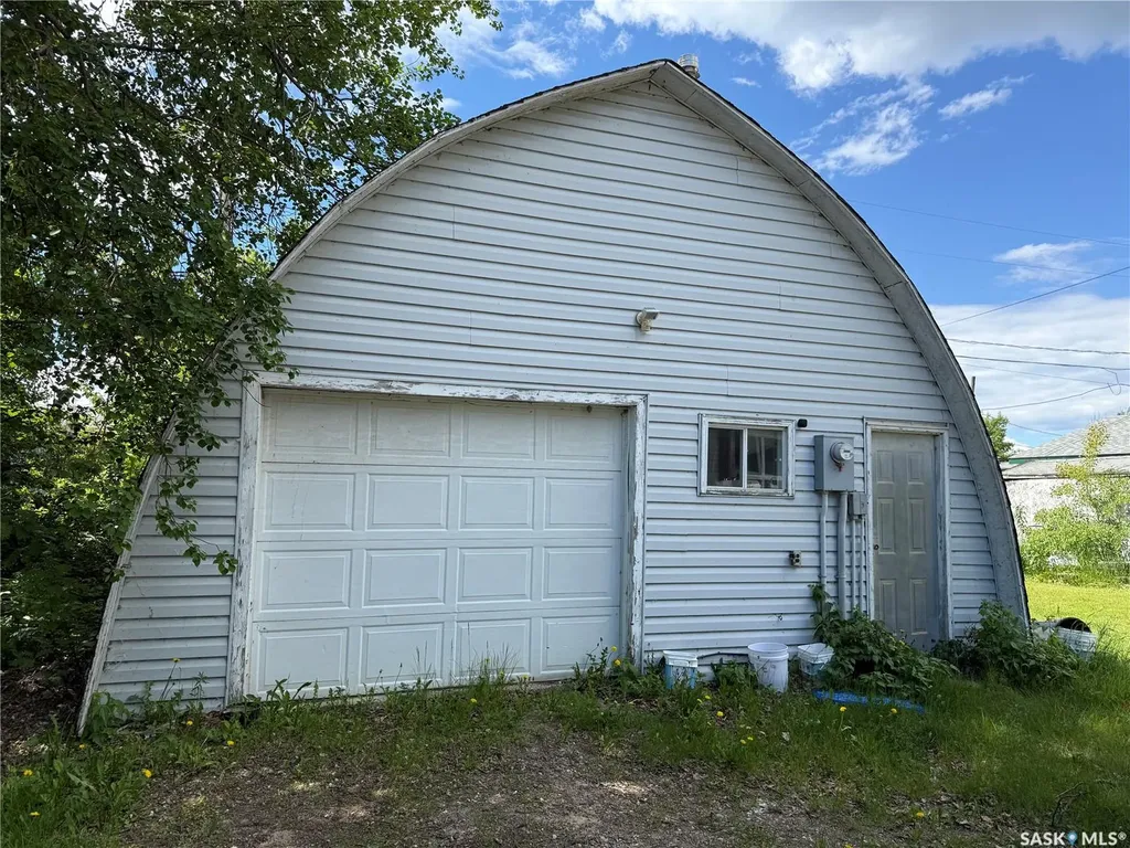 1409 Green Avenue Buffalo Narrows SK S0M 0J0