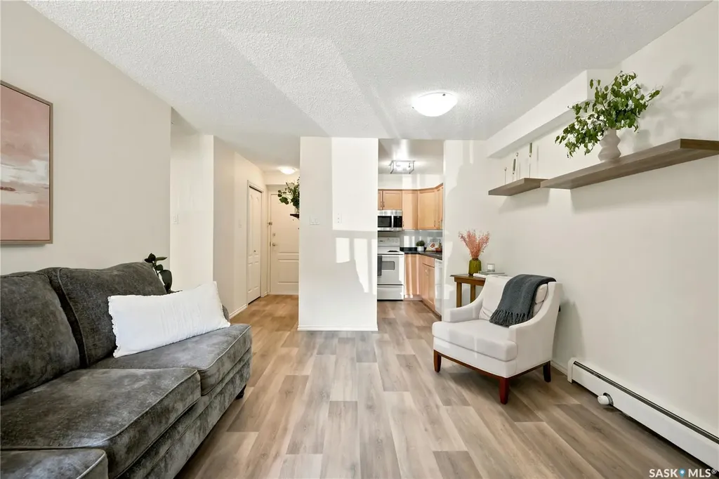 1121 Mckercher Drive Saskatoon SK S7H 5K9