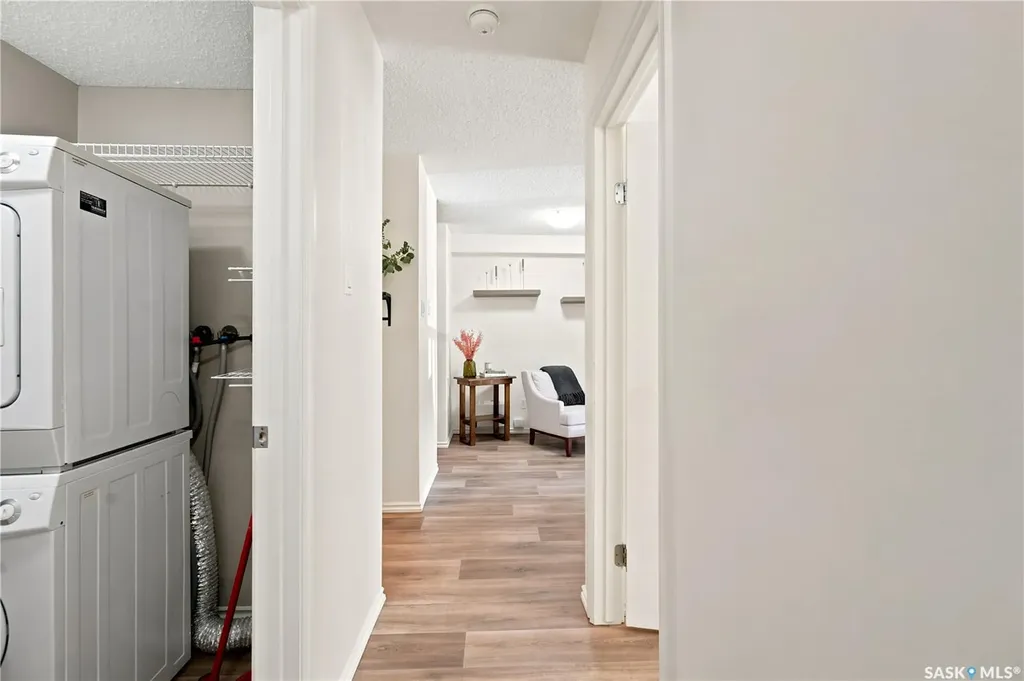 1121 Mckercher Drive Saskatoon SK S7H 5K9