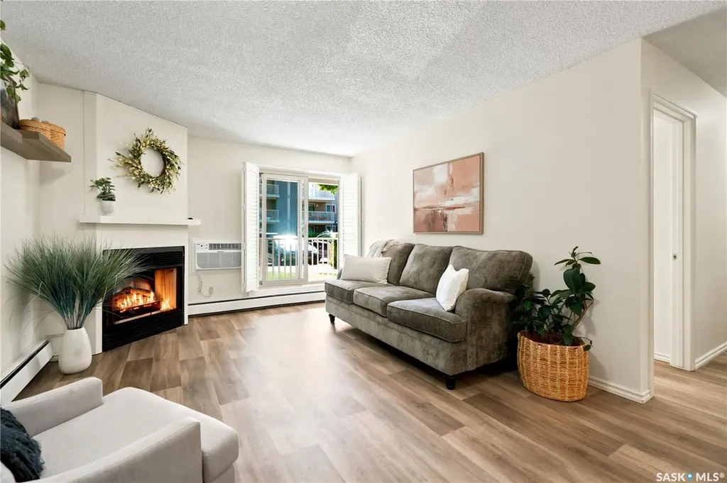 1121 Mckercher Drive Saskatoon SK S7H 5K9