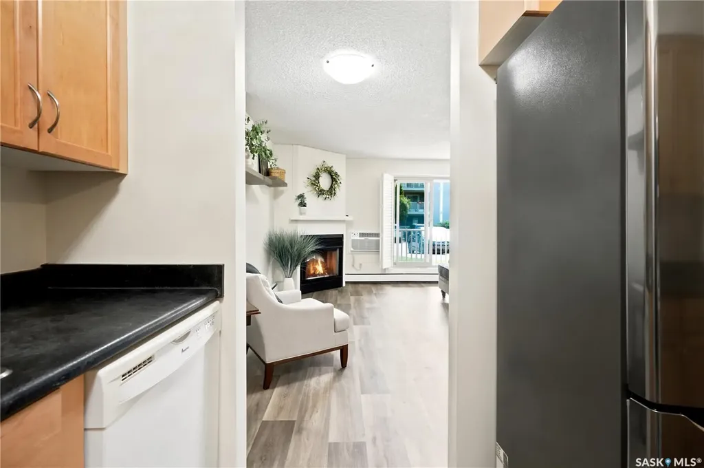 1121 Mckercher Drive Saskatoon SK S7H 5K9