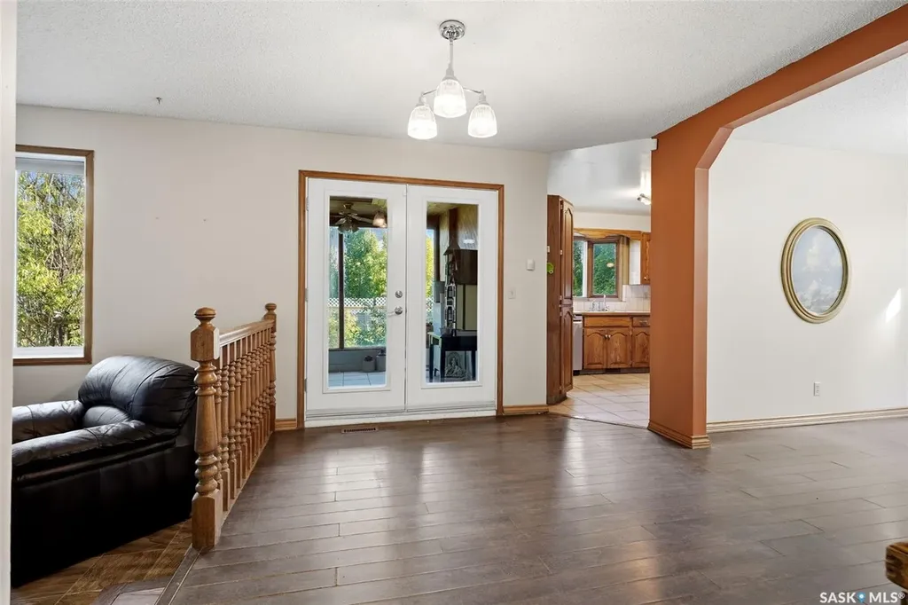 6703 Maplecrest Place Regina SK S4X 3Z1