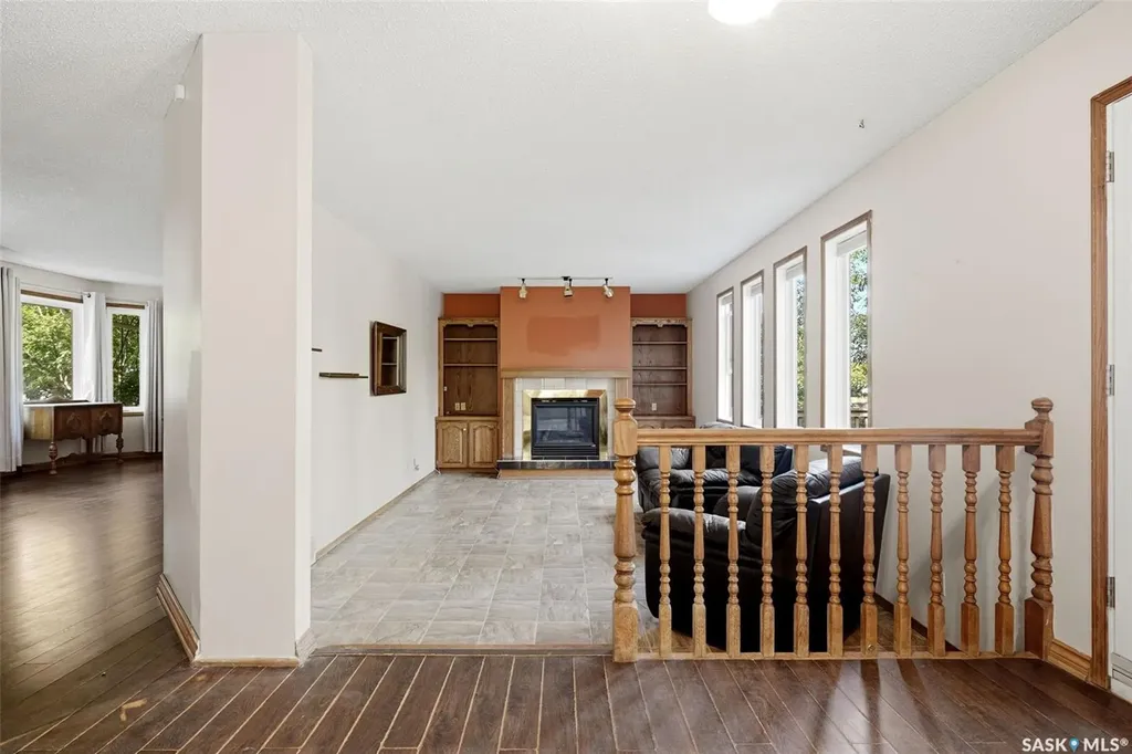 6703 Maplecrest Place Regina SK S4X 3Z1