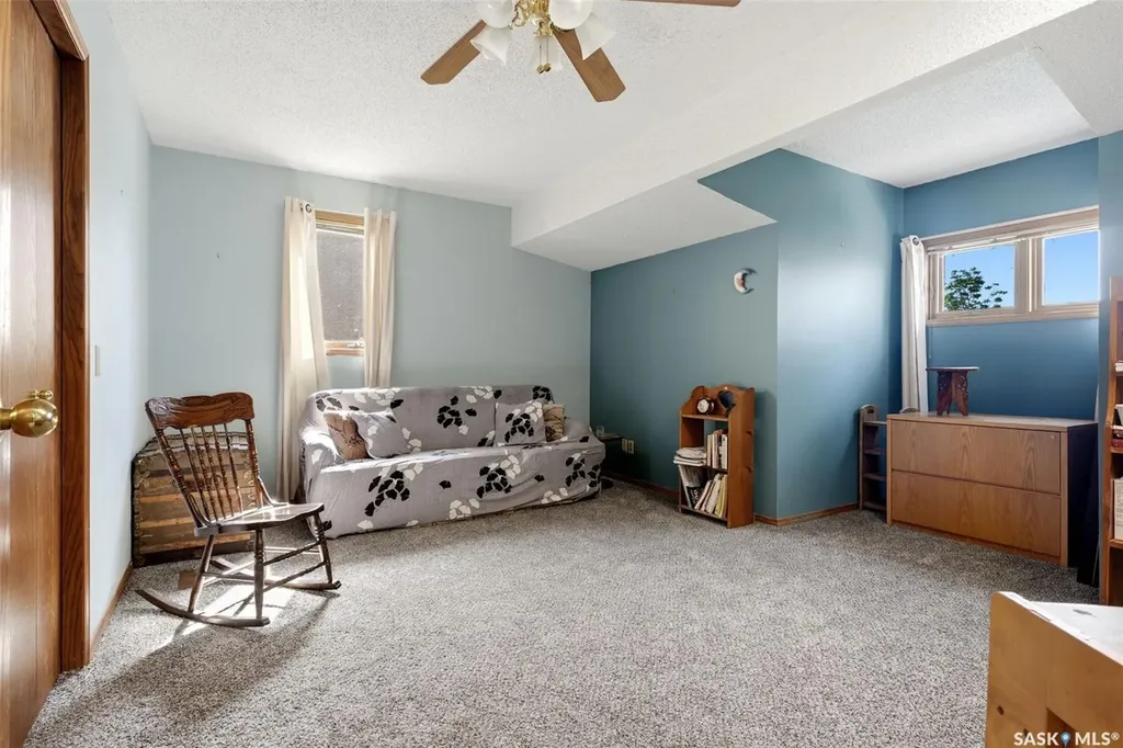 6703 Maplecrest Place Regina SK S4X 3Z1