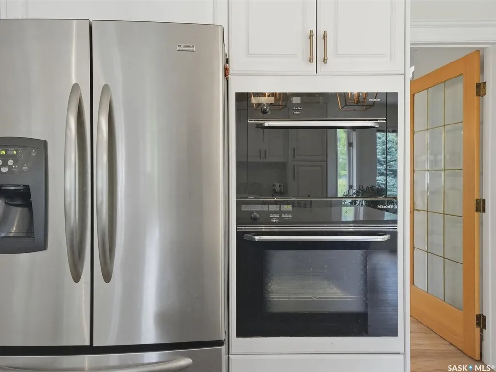 442 Anglin Court Saskatoon SK S7J 5G1