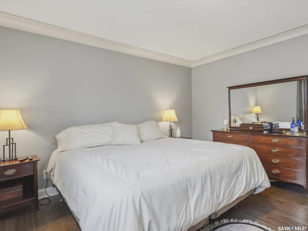 442 Anglin Court Saskatoon SK S7J 5G1