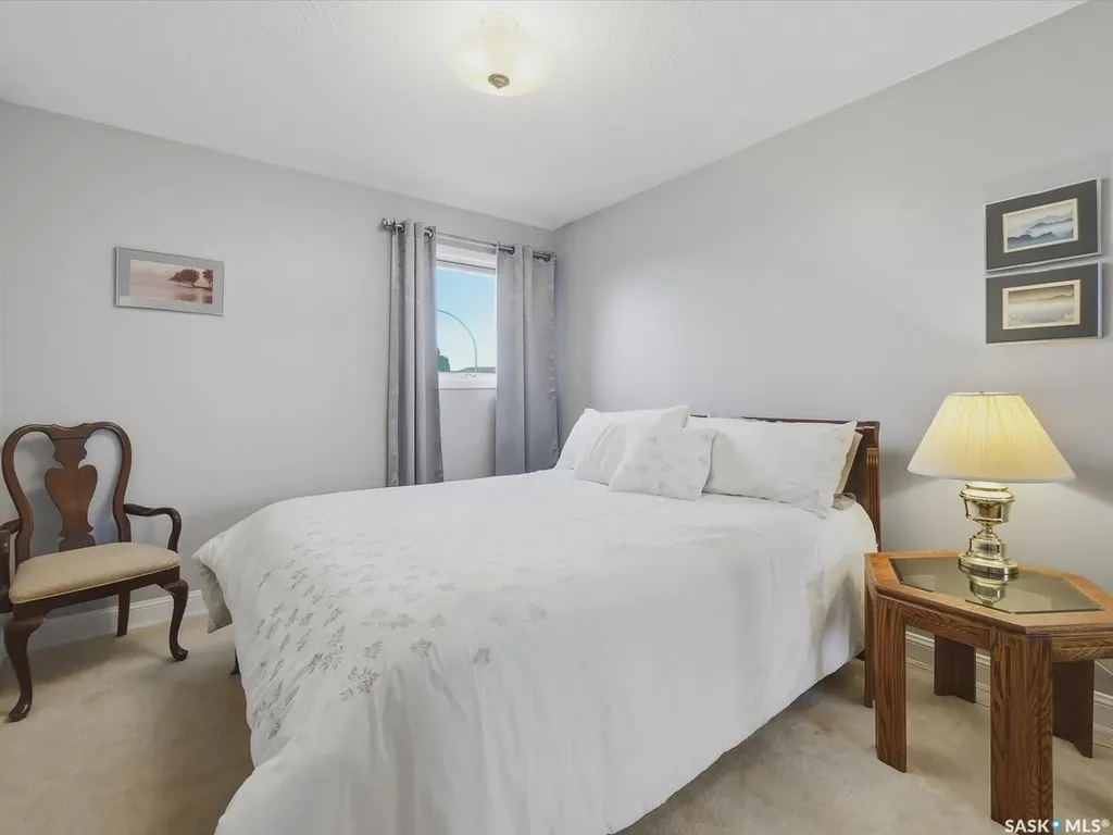 442 Anglin Court Saskatoon SK S7J 5G1
