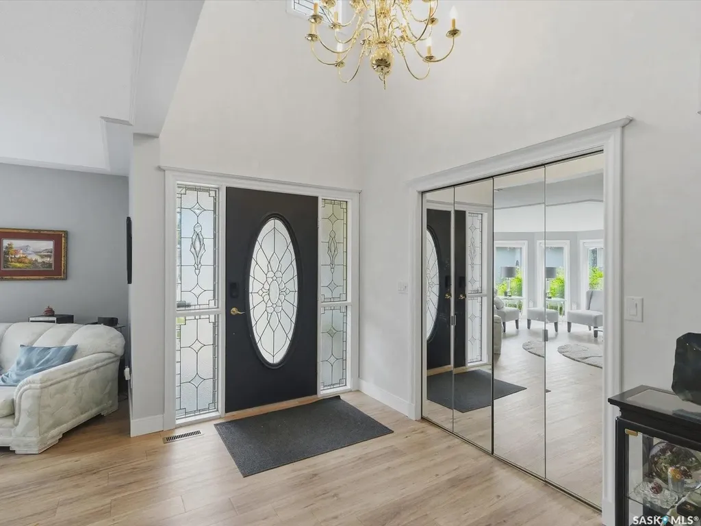 442 Anglin Court Saskatoon SK S7J 5G1
