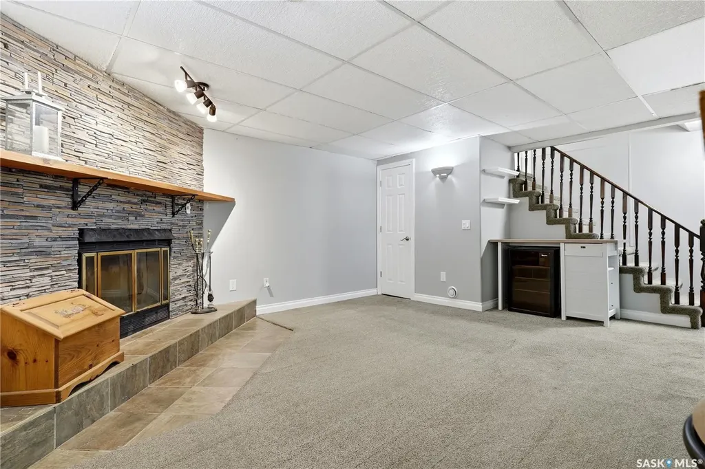 314 Howe Place Regina SK S4R 8M5