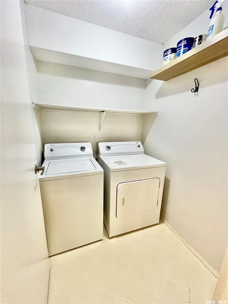 207C Tait Place Saskatoon SK S7H 5L8