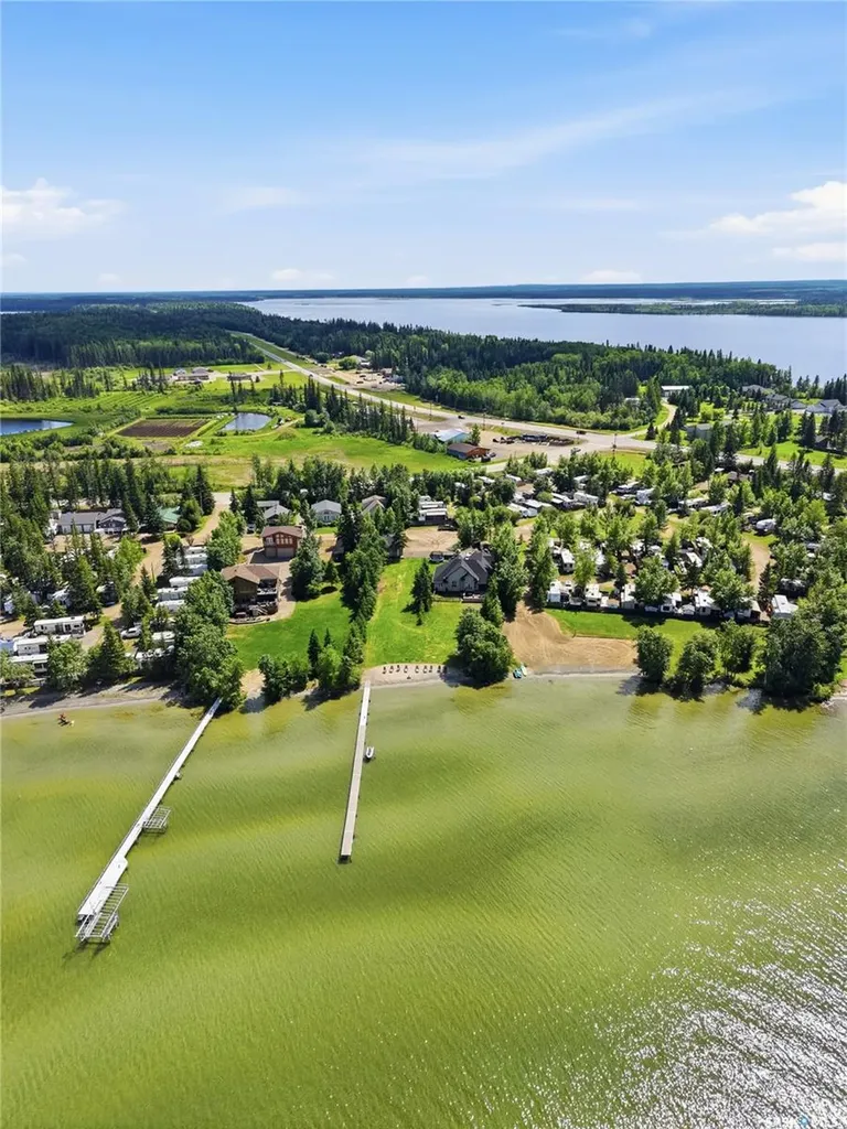 #6 Lot 2 Lakeshore Place Candle Lake SK S0J 3E0