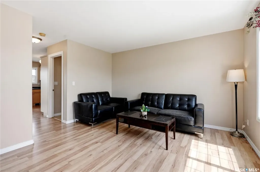 118 Pawlychenko Lane Saskatoon SK S7V 1K1