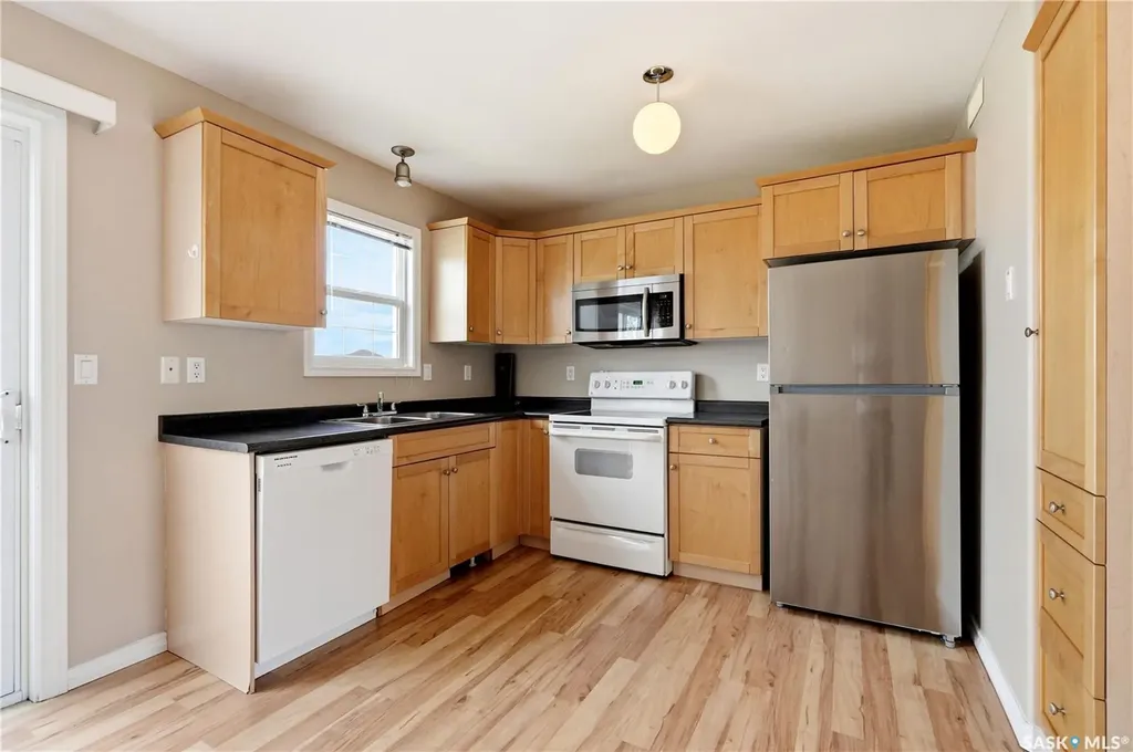 118 Pawlychenko Lane Saskatoon SK S7V 1K1