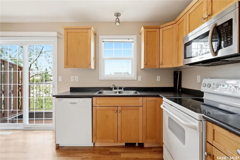 118 Pawlychenko Lane Saskatoon SK S7V 1K1