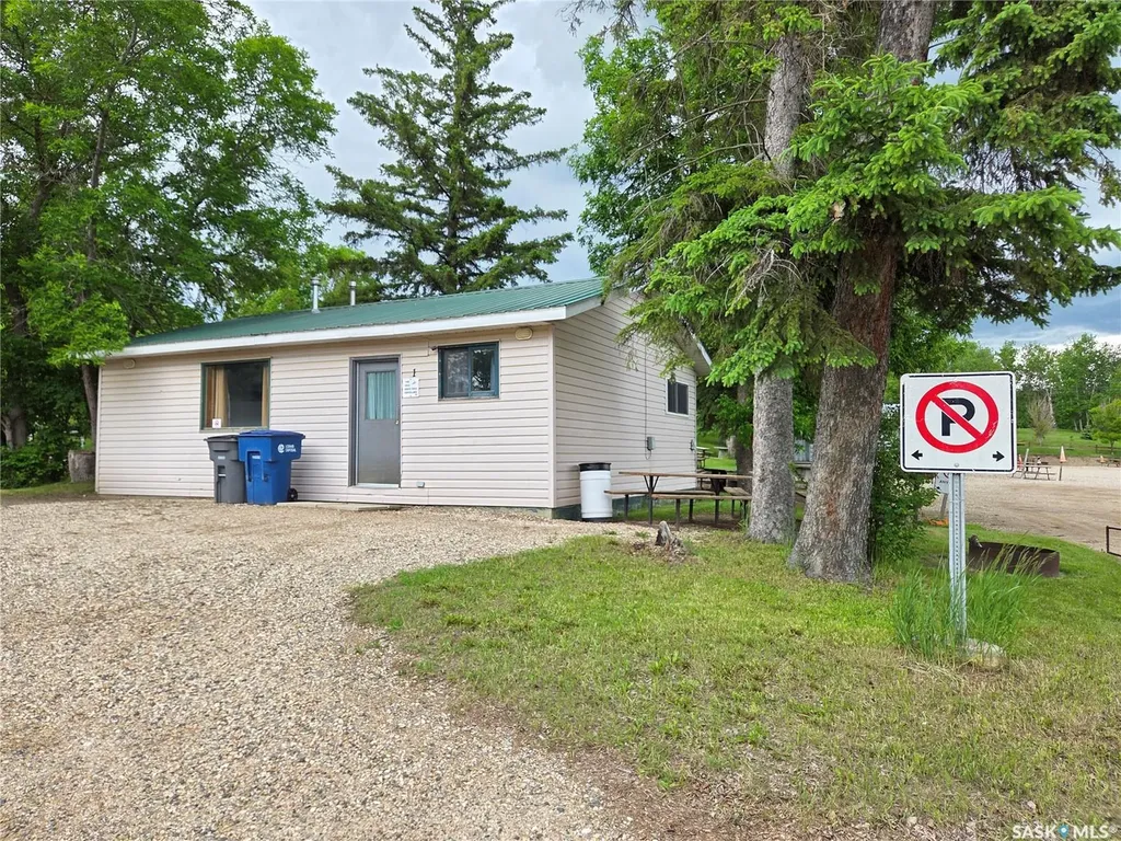 32 Chapa Avenue Kenosee Lake SK S0C 0R0