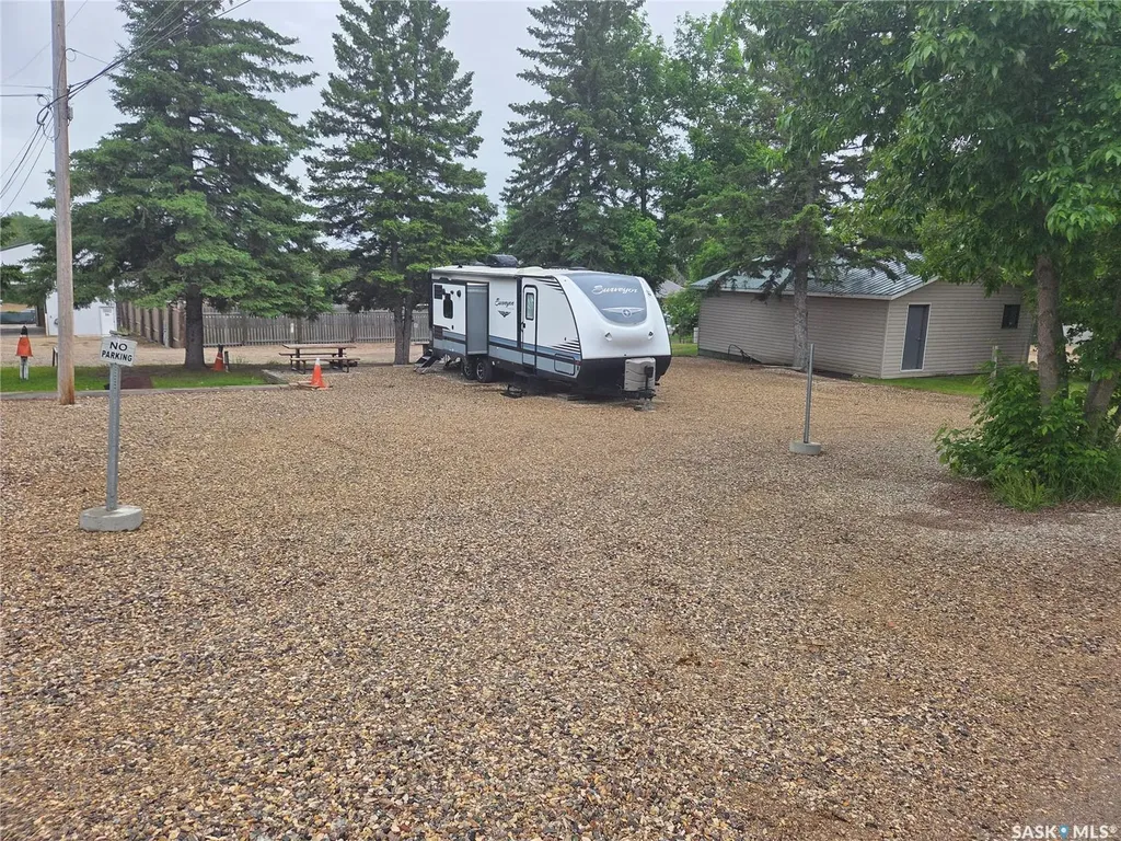 32 Chapa Avenue Kenosee Lake SK S0C 0R0