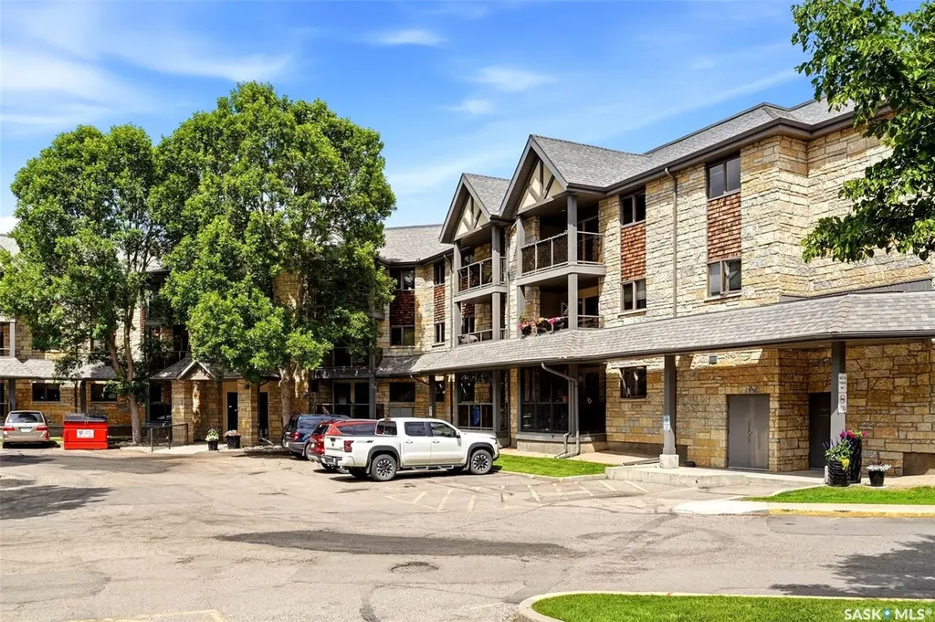 2530 25th Avenue Regina SK S4S 4E6