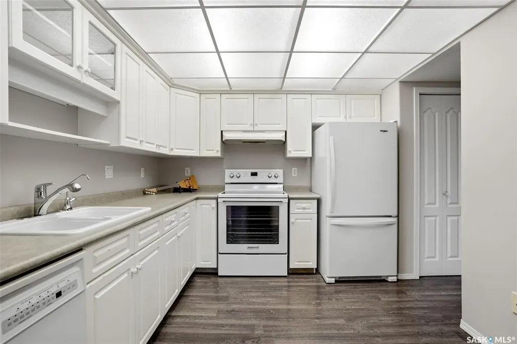 2530 25th Avenue Regina SK S4S 4E6