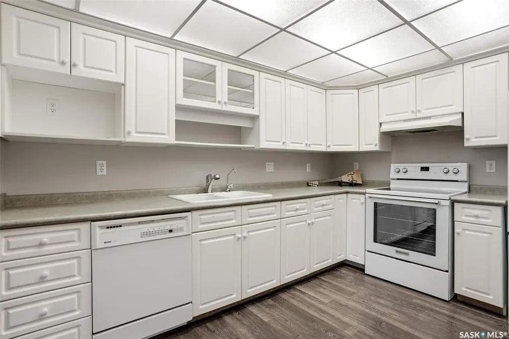 2530 25th Avenue Regina SK S4S 4E6