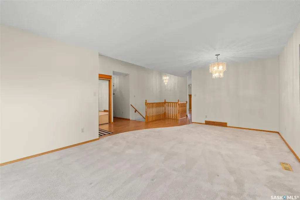 3054 Wascana Glen Regina SK S4V 2L3