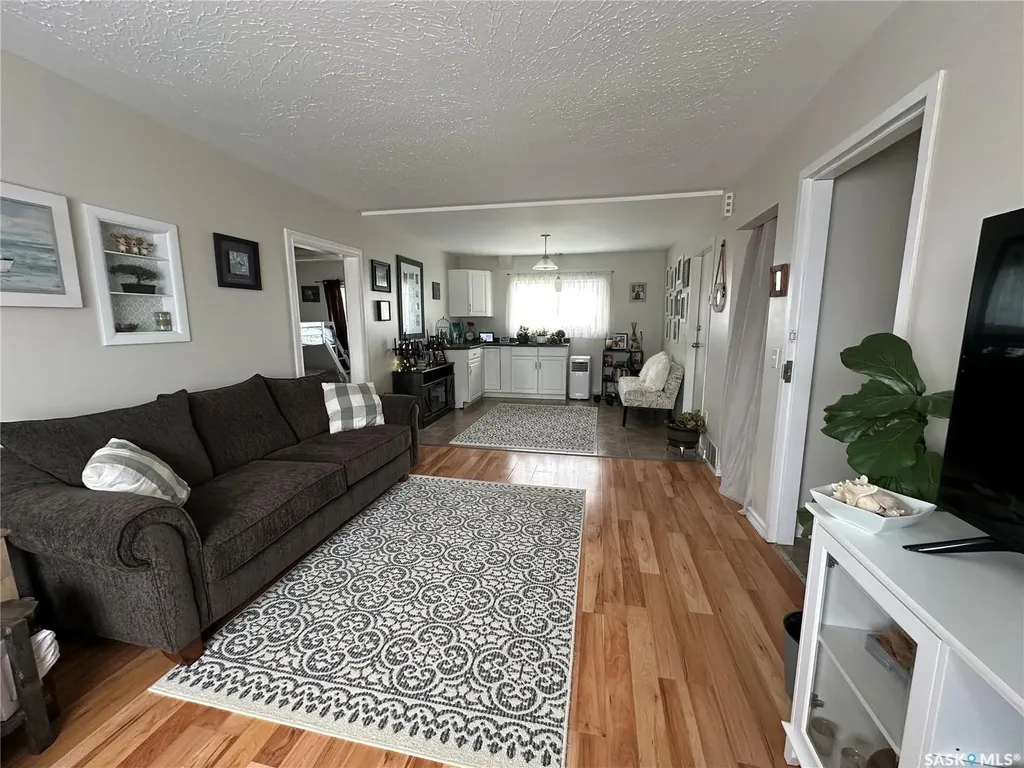 344 Young Street Macoun SK S0C 1P0