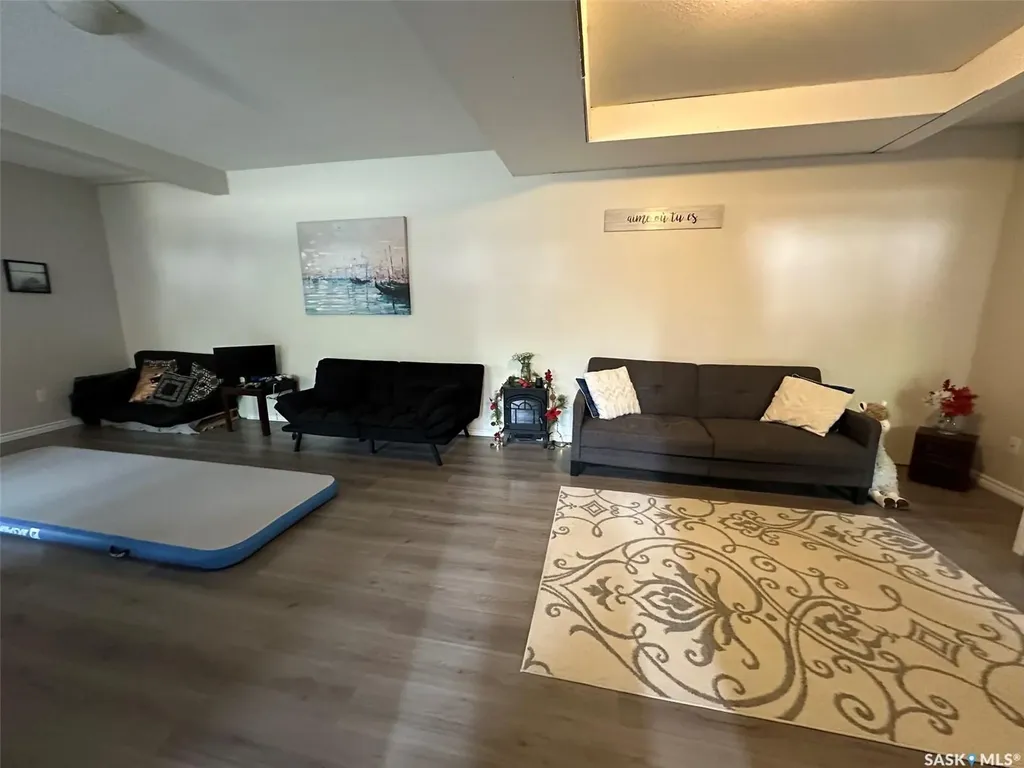 344 Young Street Macoun SK S0C 1P0