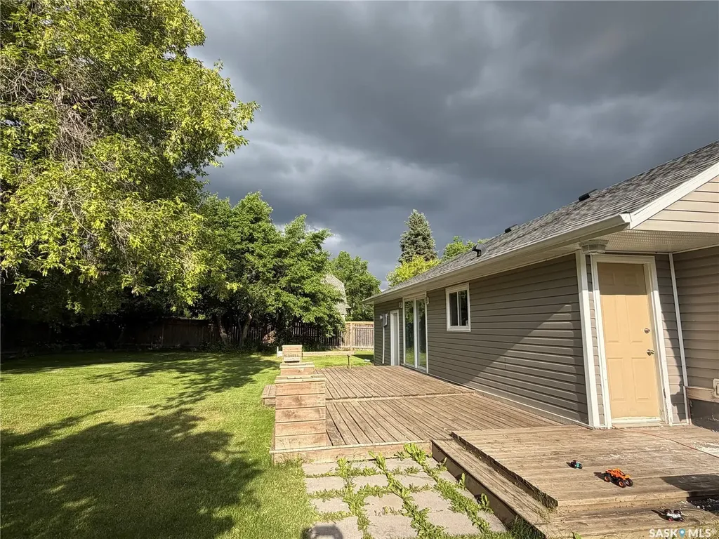 420 1st Street W Meadow Lake SK S9X 1E5
