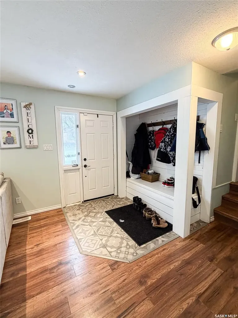 420 1st Street W Meadow Lake SK S9X 1E5