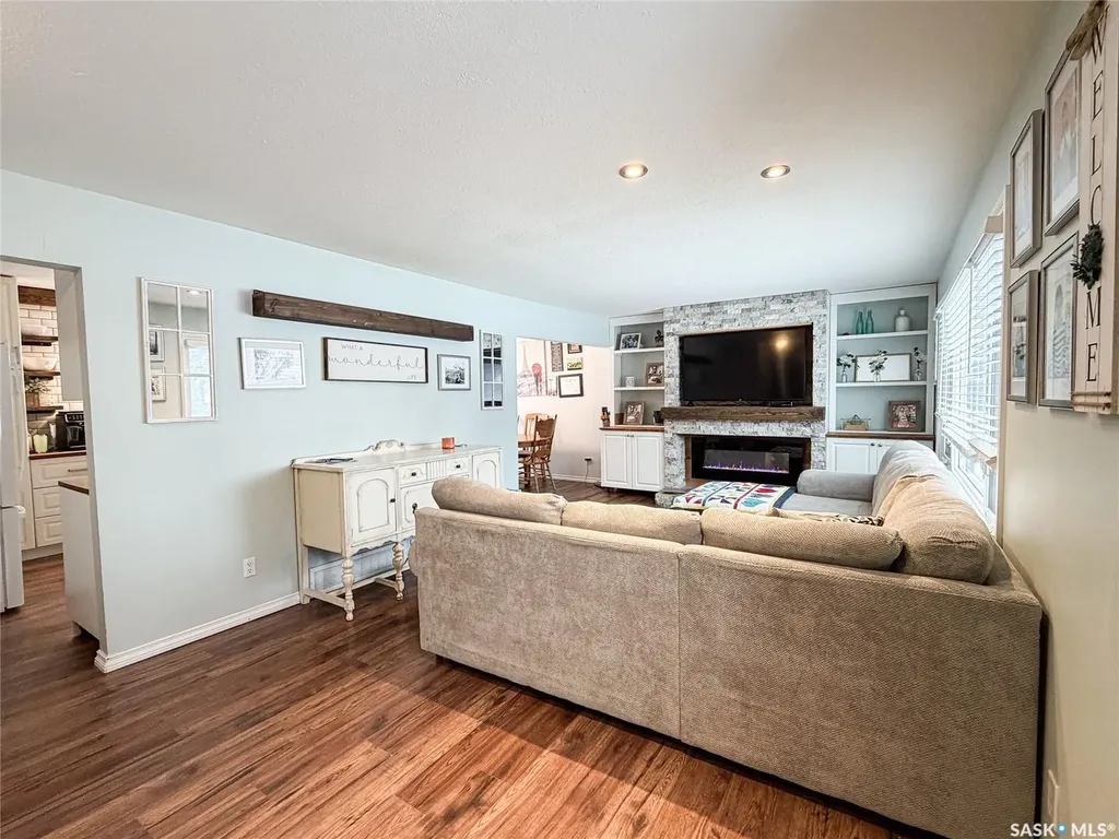 420 1st Street W Meadow Lake SK S9X 1E5