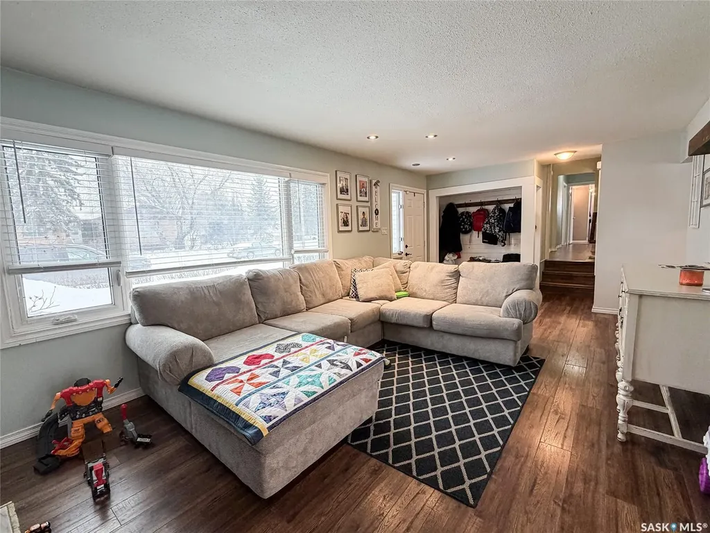 420 1st Street W Meadow Lake SK S9X 1E5