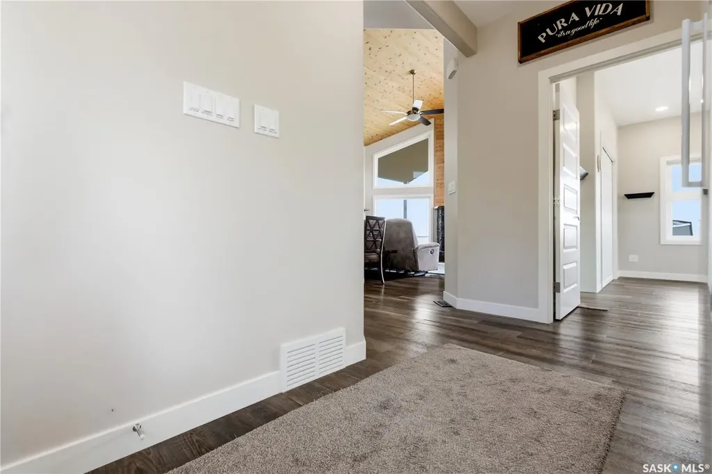 106 Lakeshore Lane Leslie Beach SK S0A 1A0