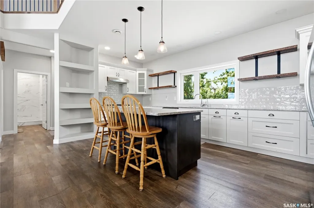 106 Lakeshore Lane Leslie Beach SK S0A 1A0