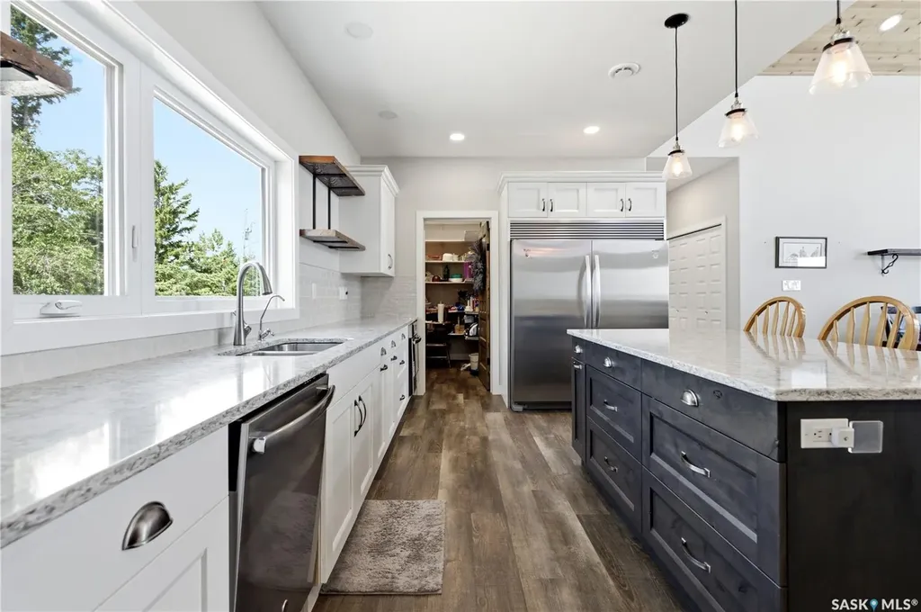 106 Lakeshore Lane Leslie Beach SK S0A 1A0