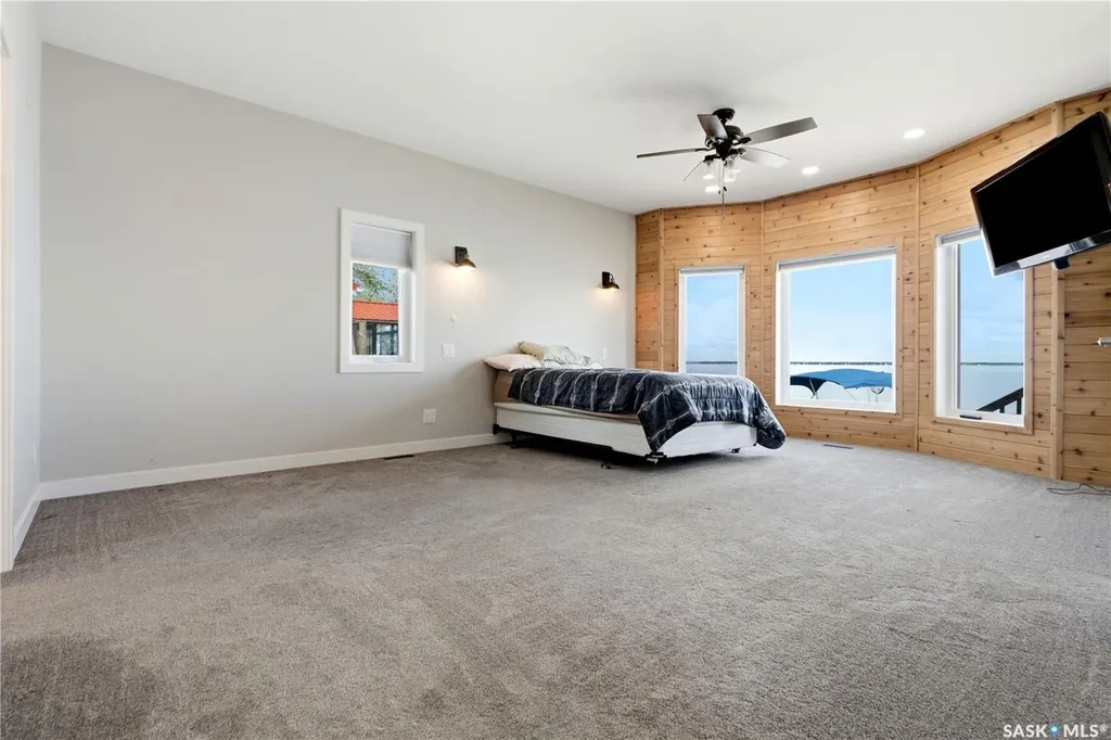 106 Lakeshore Lane Leslie Beach SK S0A 1A0