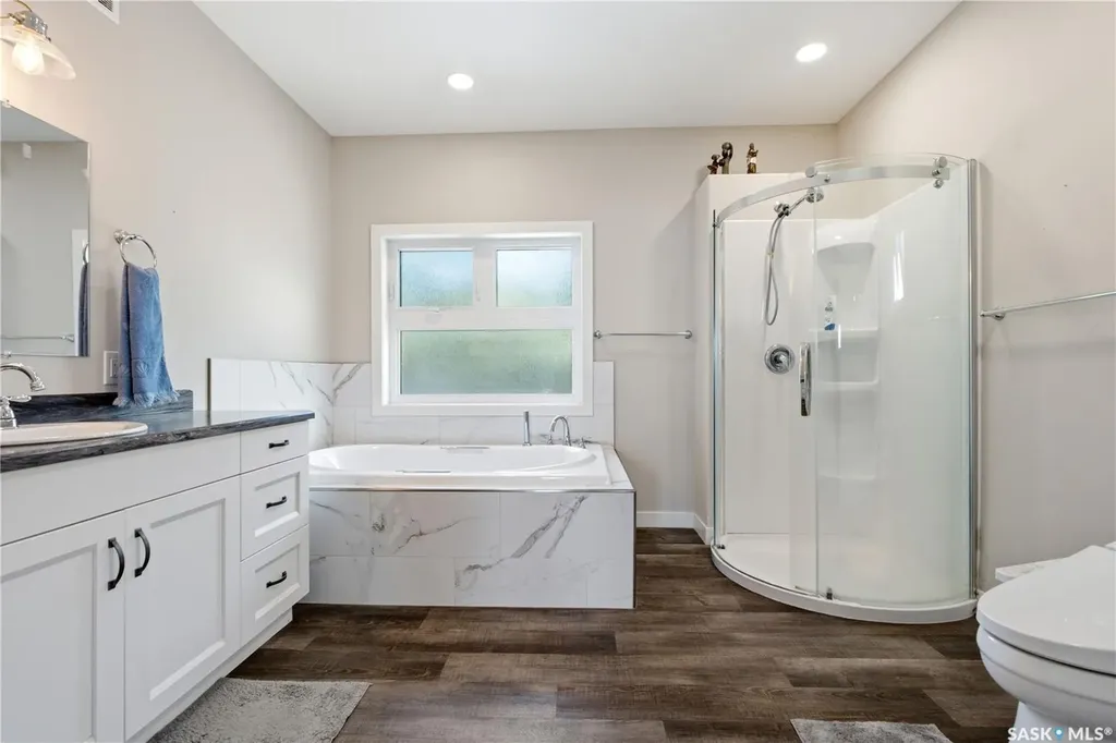 106 Lakeshore Lane Leslie Beach SK S0A 1A0