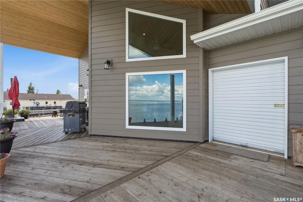 106 Lakeshore Lane Leslie Beach SK S0A 1A0