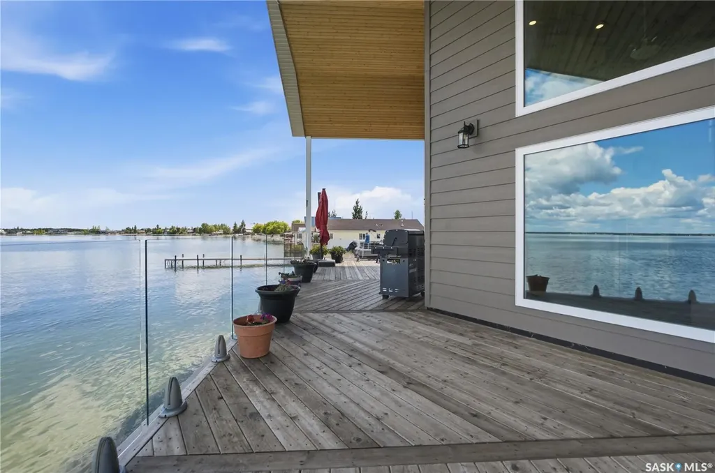 106 Lakeshore Lane Leslie Beach SK S0A 1A0