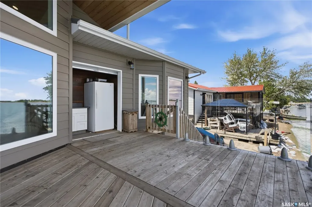 106 Lakeshore Lane Leslie Beach SK S0A 1A0