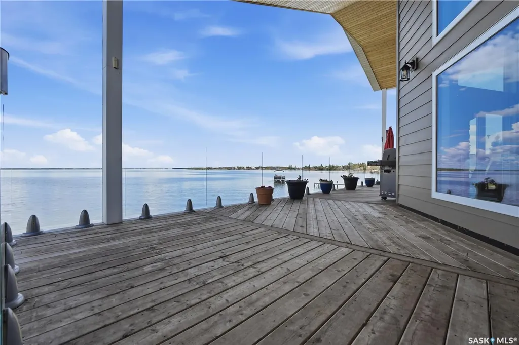 106 Lakeshore Lane Leslie Beach SK S0A 1A0