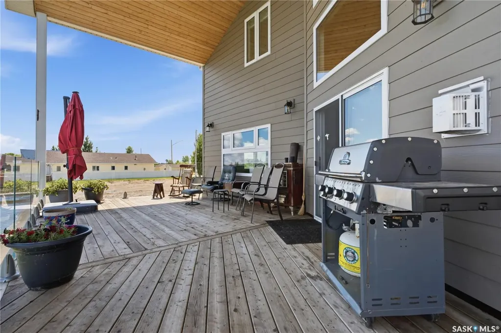 106 Lakeshore Lane Leslie Beach SK S0A 1A0